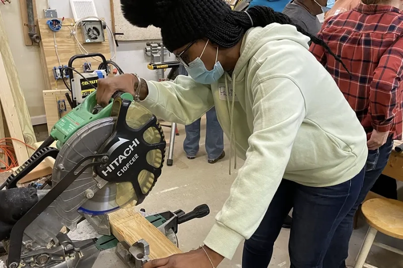 Women's Home How-To Carpentry Series
